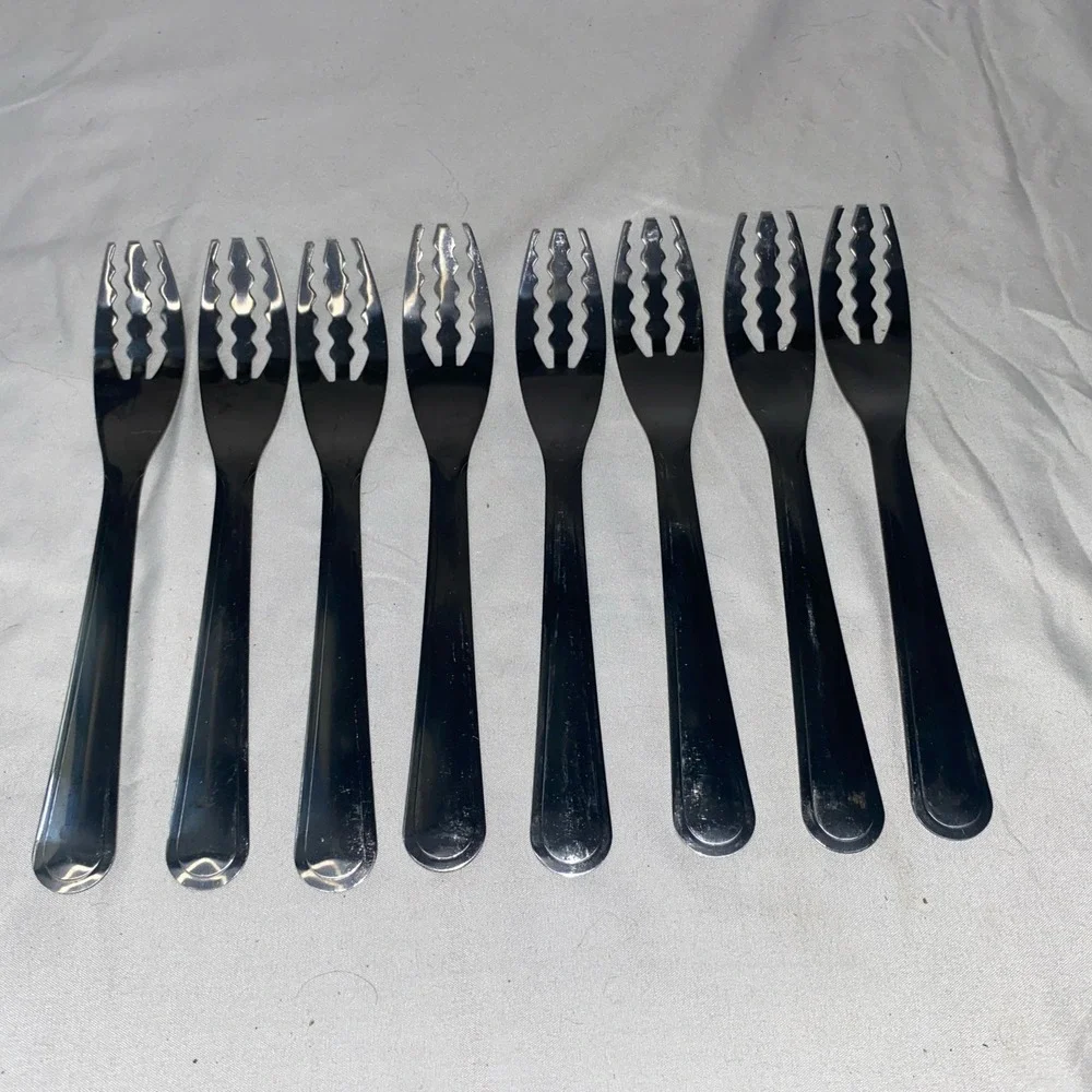 Set Of 8 Unbranded Fruit Forks